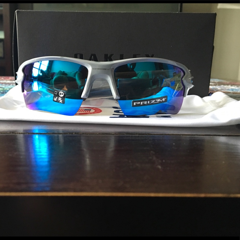 Oakley Team USA Flak 2.0 XL sunglasses
